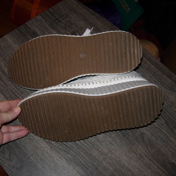 White Woven Persephone Platform Sneakers 9.5 - Picture 7 of 9